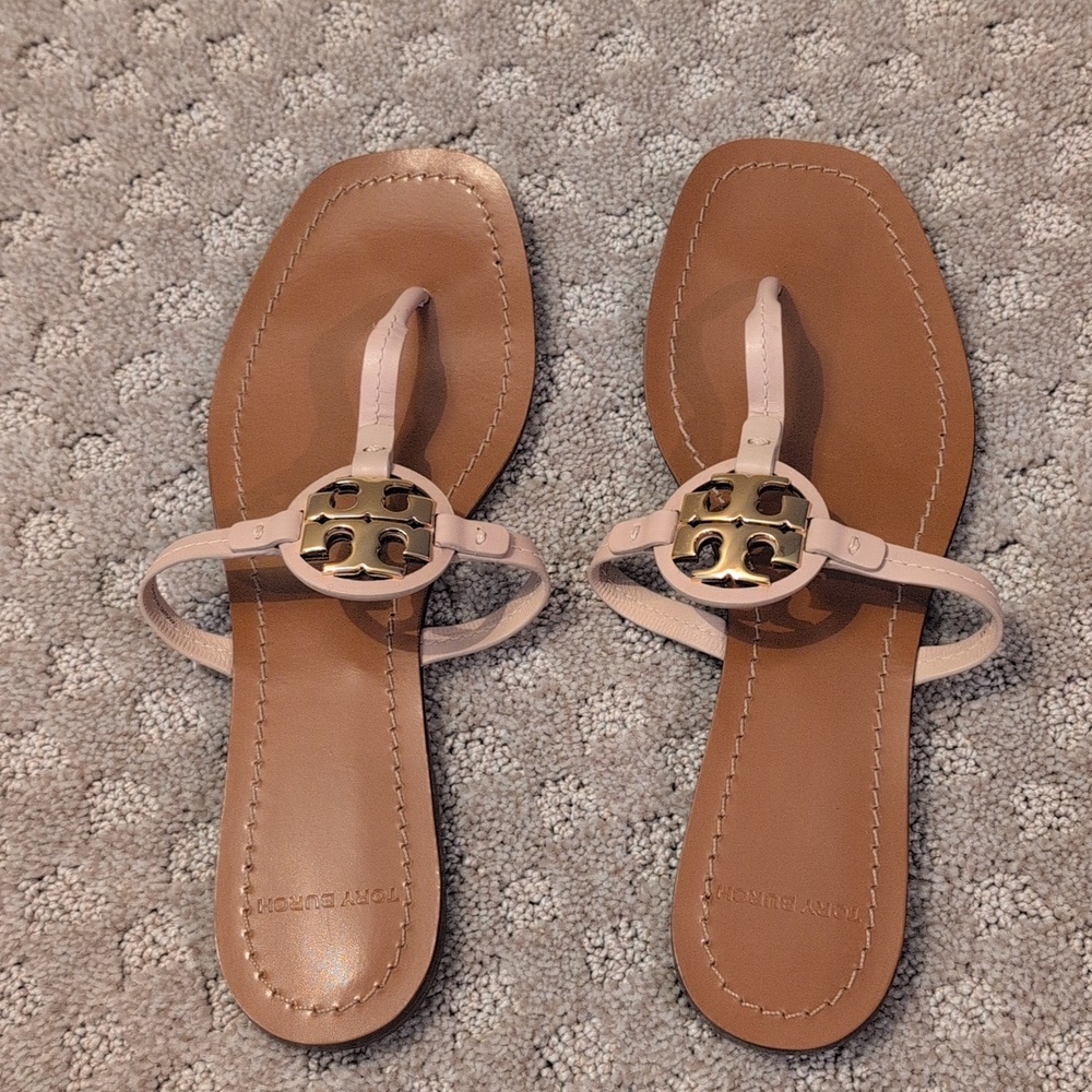 Tory Burch Square Toed Miller Sandal Leather Seashell Pink Gold Toned Logo 8 1/2 - Picture 3 of 10